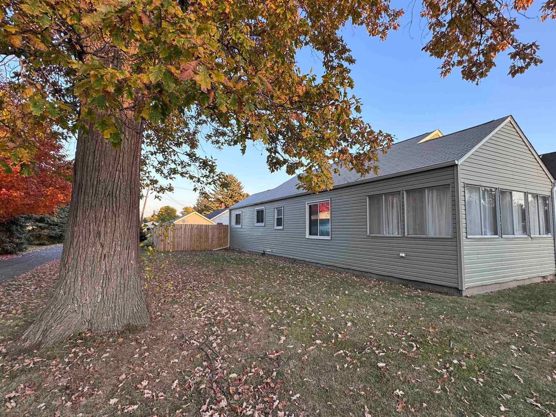 1503 S Van Buren Street, Bay City, MI 48708 MLS 50158923